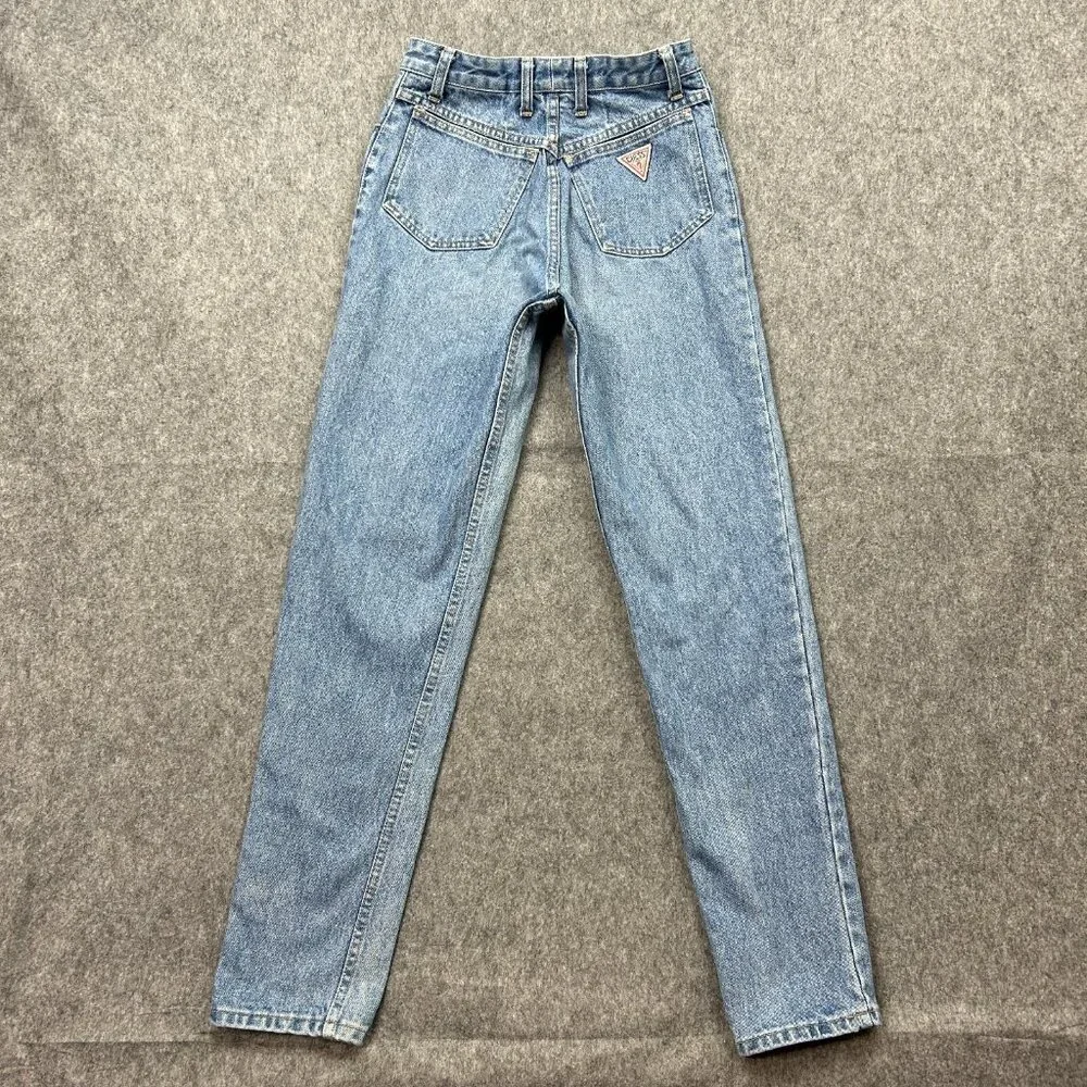 Guess 1050 Slim High Waist Narrow Leg Jeans Women's Size 29 Vintage Medium Wash - Picture 3 of 13